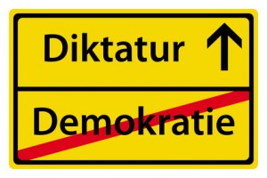 Diktatur nach Demokratie (T. Michel - Fotolia.com)