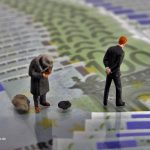 Euro-Bettler-Banker-kl