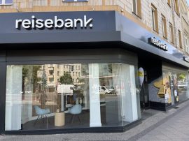 Foto einer Reisebank-Filiale Reisebank-Filiale in Berlin: Deutschlandweit kann man bei der Reisebank in rund 50 deutschen Städten Gold und Silber kaufen oder bestellen.