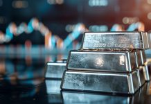 Stapel Silberbarren – Saudi-Zentralbank kauft Silber im Wert von 40 Mio USD