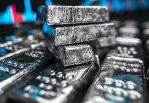 Trotz Silberpreis-Rally: Hohe Metallabflüsse beim größten Silber-ETF Silberbarren symbolisieren den Silberpreis und Metallabflüsse aus dem größten Silber-ETF